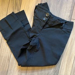 Limited Dress Capris with stretch